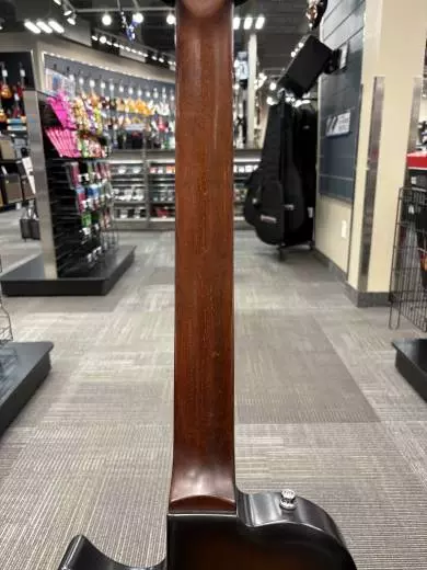 Godin Guitars - G48465 2