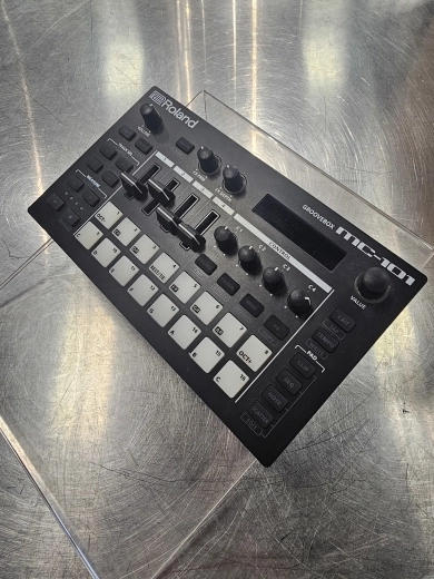 Roland - MC-101 GROOVEBOX