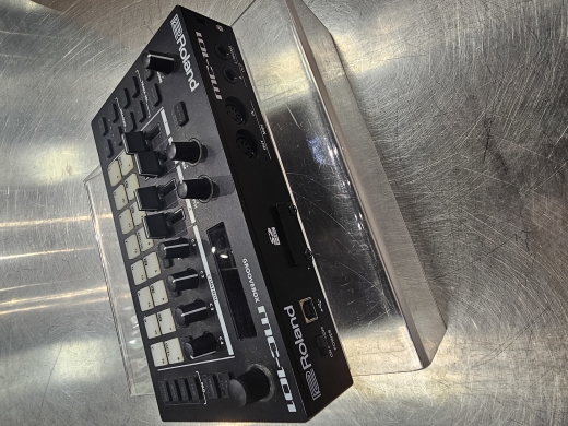 Roland - MC-101 GROOVEBOX 3