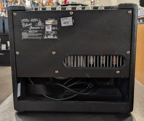 Fender - 223-1500-000 2