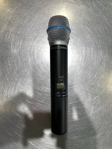 SHURE SLX2 TRANSMITTER
