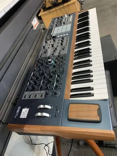 Arturia - POLYBRUTE 2