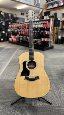 Taylor Guitars - 110E W V2 LEFT