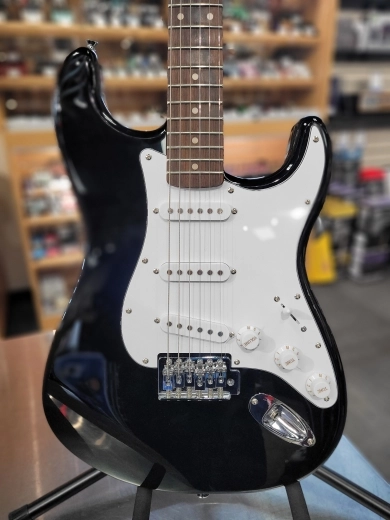 Squier - Stratocaster 3