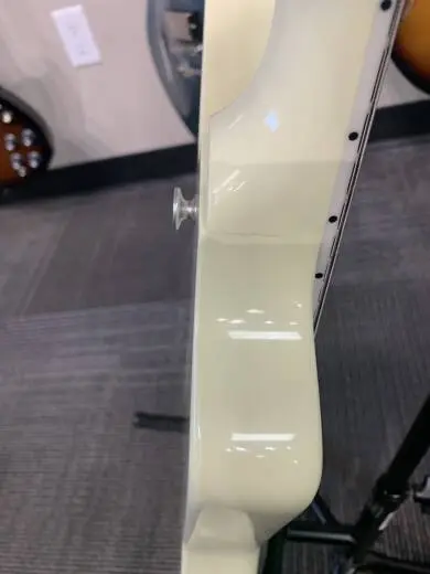 GIBSON 70S EXPLORER CLASSIC WHITE 2