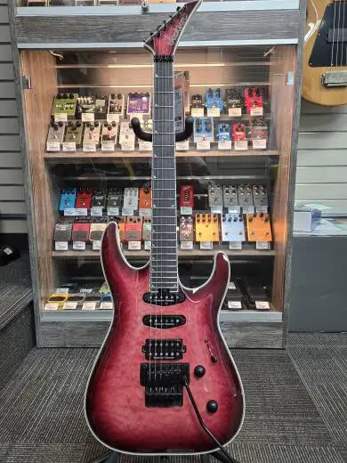 Jackson Guitars - pro plus soloist