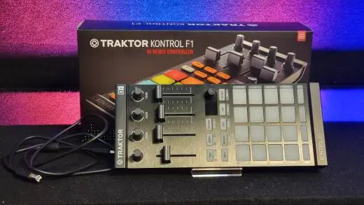 Native Instruments - TRAKTOR KONT F1