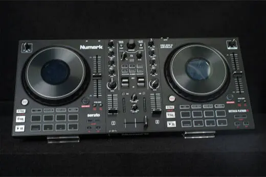 Numark - Mixtrack Platinum FX 2