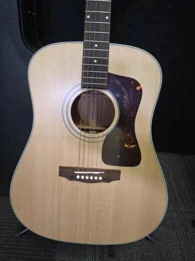 GUILD D40 2
