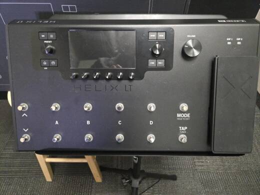 Line 6 Helix LT Amp & FX Pedal Board | Long & McQuade