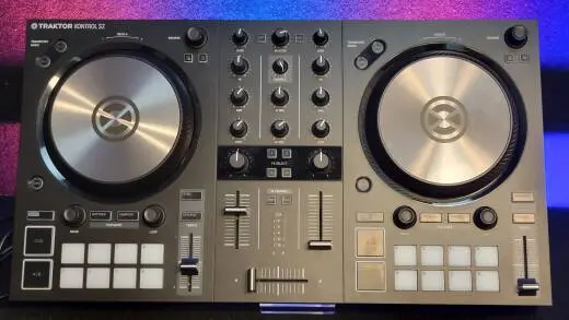 Native Instruments - KONTROL S2 MK3 2