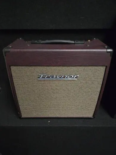 Traynor - YCV20WR