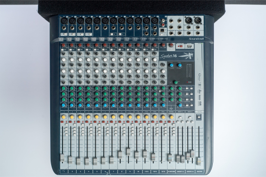 Soundcraft - SIGNATURE 16