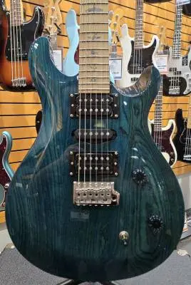 PRS Guitars - SE Swamp Ash Special Iri Blue 2