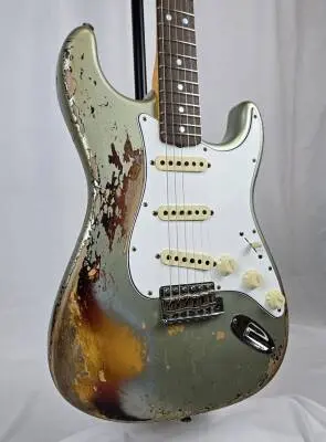 Fender Custom Shop - 1965 Stratocaster Super Heavy Relic 2