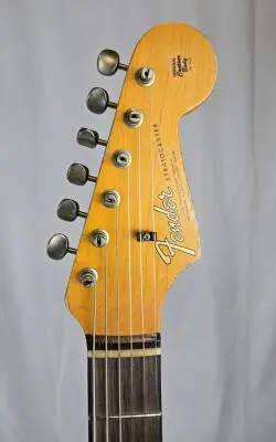 Fender Custom Shop - 1965 Stratocaster Super Heavy Relic 2