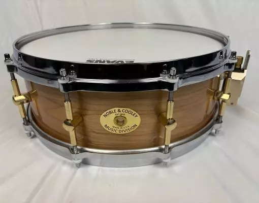 Noble & Cooley Solid Maple snare drum 2