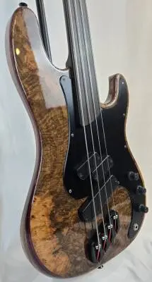 Dingwall Super PJ 4 String Fretless Bass 2
