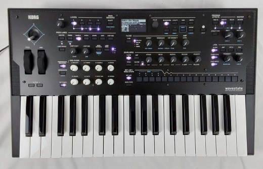 Korg - WAVESTATE Wave Sequencing Synthesizer