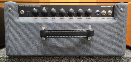 Store Special Product - Fender Bassbreaker 15 Head