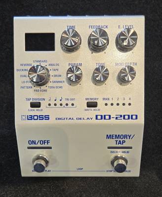 BOSS DD-200 Digital Delay | Long & McQuade