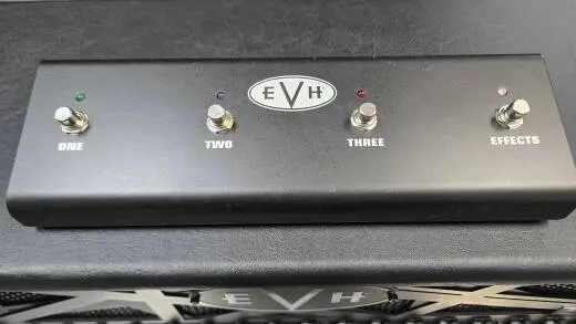 EVH - 100W 5150 III Stealth 2