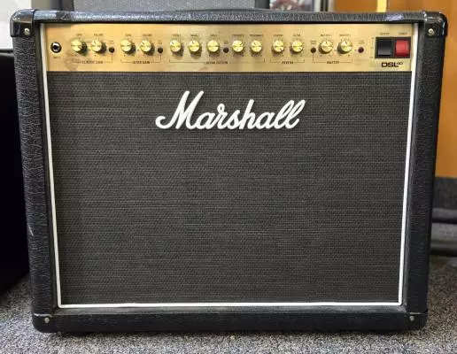 Marshall - DSL40 Combo