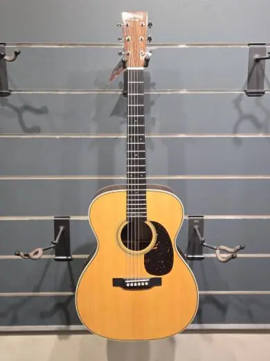 Martin Guitars - 000-28 Eric Clapton