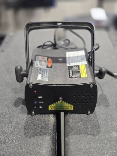 American DJ - Red & Green Laser Effect IR - 30MW Green / 80mW Red (9W)