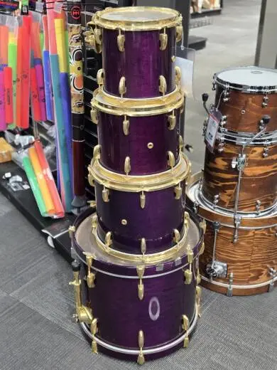 Pearl - Masters Custom Kit Royal Purple w/ Gold Hardware