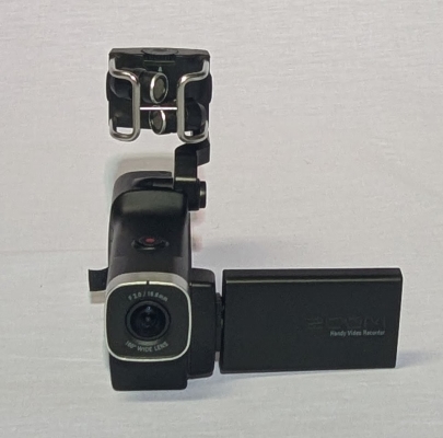 Zoom Hi-Definition Handheld Audio/Video Recorder Long McQuade