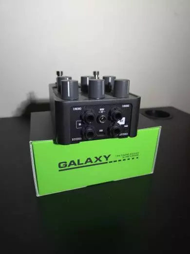 Universal Audio - '74 Tape Echo + Reverb 2