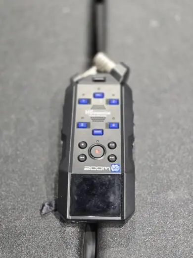 Zoom - H6essential 6-Track Portable Audio Recorder