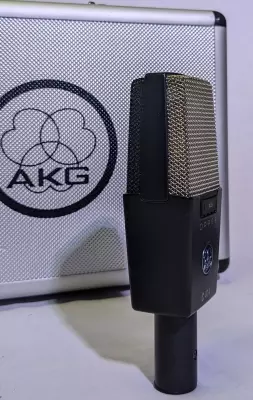 AKG - C414 XLS - 9 Pattern Large Diaphragm Condenser Mic 6