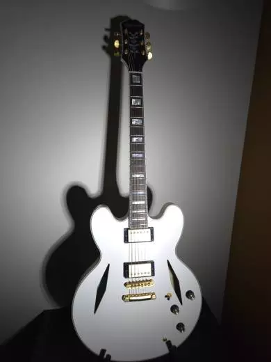 Epiphone - Emily Wolfe Sheraton