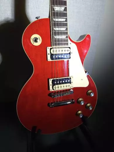 Gibson - Les Paul Classic Trans Cherry 2