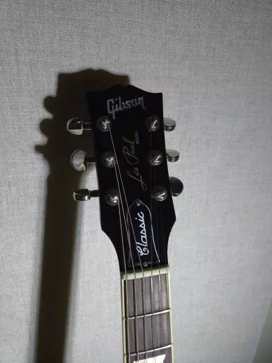 Gibson - Les Paul Classic Trans Cherry 2