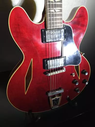 Gibson - 64 Trini Lopez VOS Cherry 2