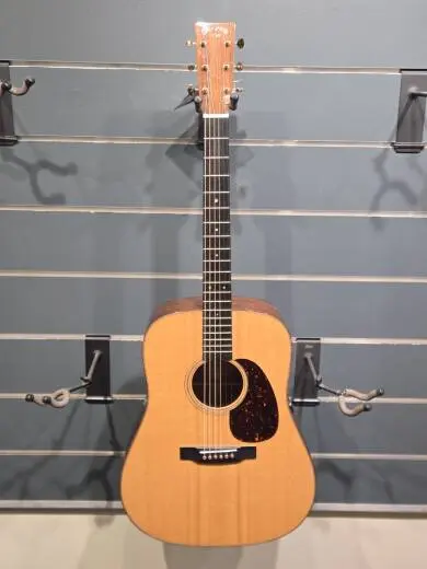 Martin Guitars - D-18 Modern Deluxe
