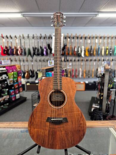 Taylor Guitars GS Mini-e Koa Acoustic-Electric Guitar W/Bag