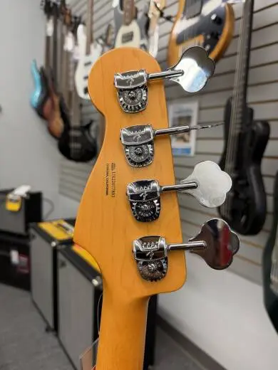 Fender Ultra P-BASS RW 2