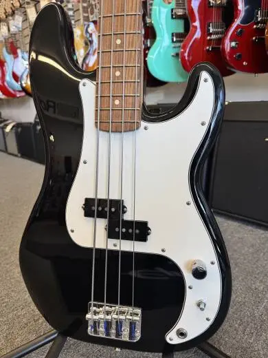Fender P Bass 2