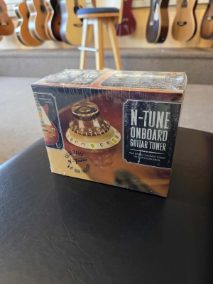 N-TUNE ONBOARD CHROMATIC TUNER FOR LES PAUL