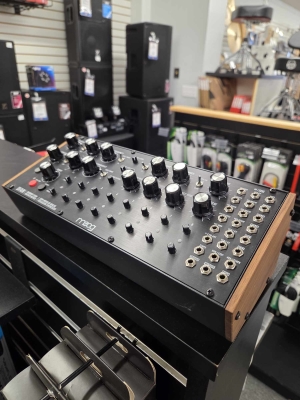 Moog DFAM (Drummer From Another Mother) Semi Modular Analog