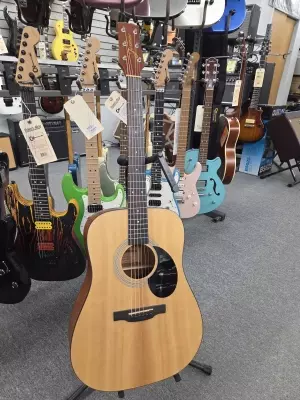 Jasmine Guitars - JS35