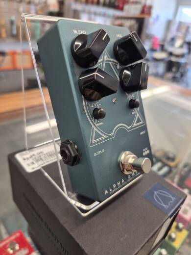 Darkglass Alpha Omicron Overdrive Pedal | Long & McQuade