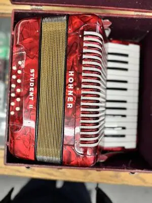 Hohner Student II 2