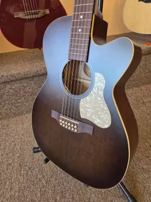Art & Lutherie Legacy 12 Bourbon Burst CW 2