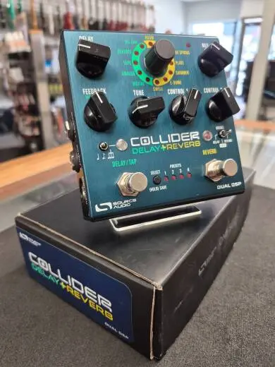 Source Audio Collider Delay & Reverb 2