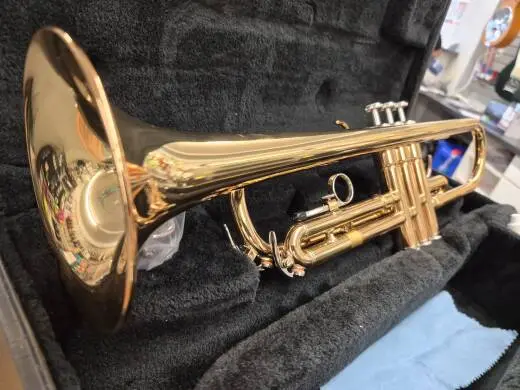 Yamaha Band - YTR2330 Trumpet